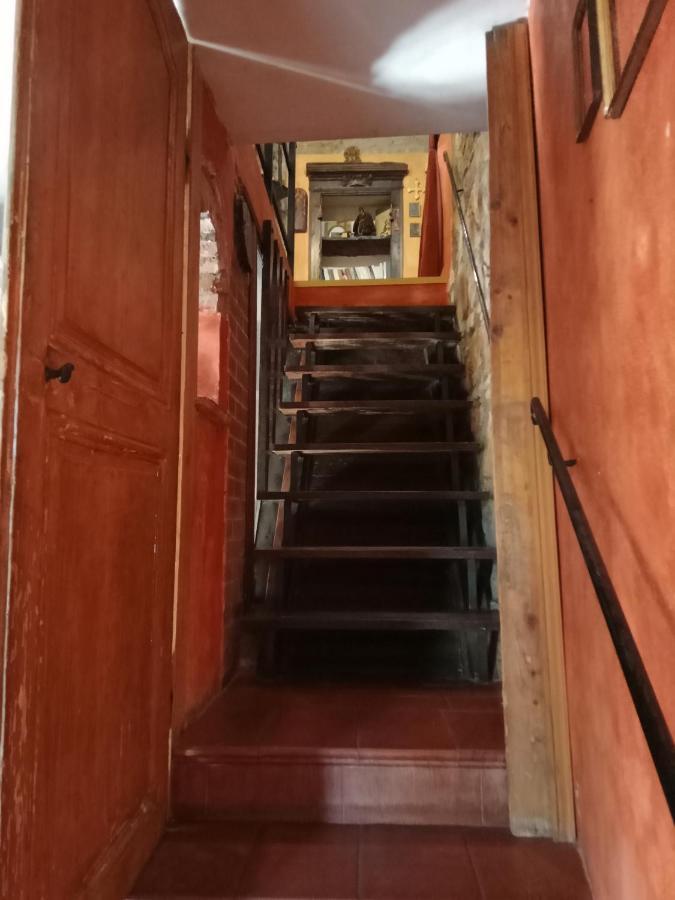 Morelli House Guest House Montalbo ภายนอก รูปภาพ