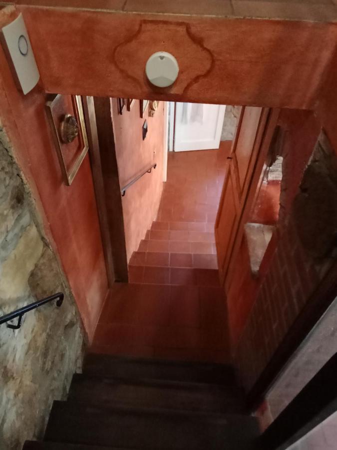 Morelli House Guest House Montalbo ภายนอก รูปภาพ